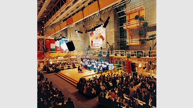 <p>PERI has 13 branch offices in Germany, 22 subsidiaries and supports more than 4,000 customers around the world. The product portfolio includes more than 2,000 products. In Weissenhorn, the new exhibition hall for product demonstrations is finished.</p><br/>